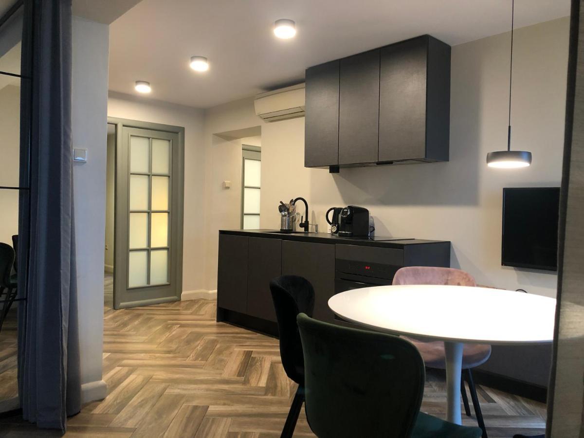 Arte-Locum Apartamenty Przy Rynku Вроцлав Екстериор снимка