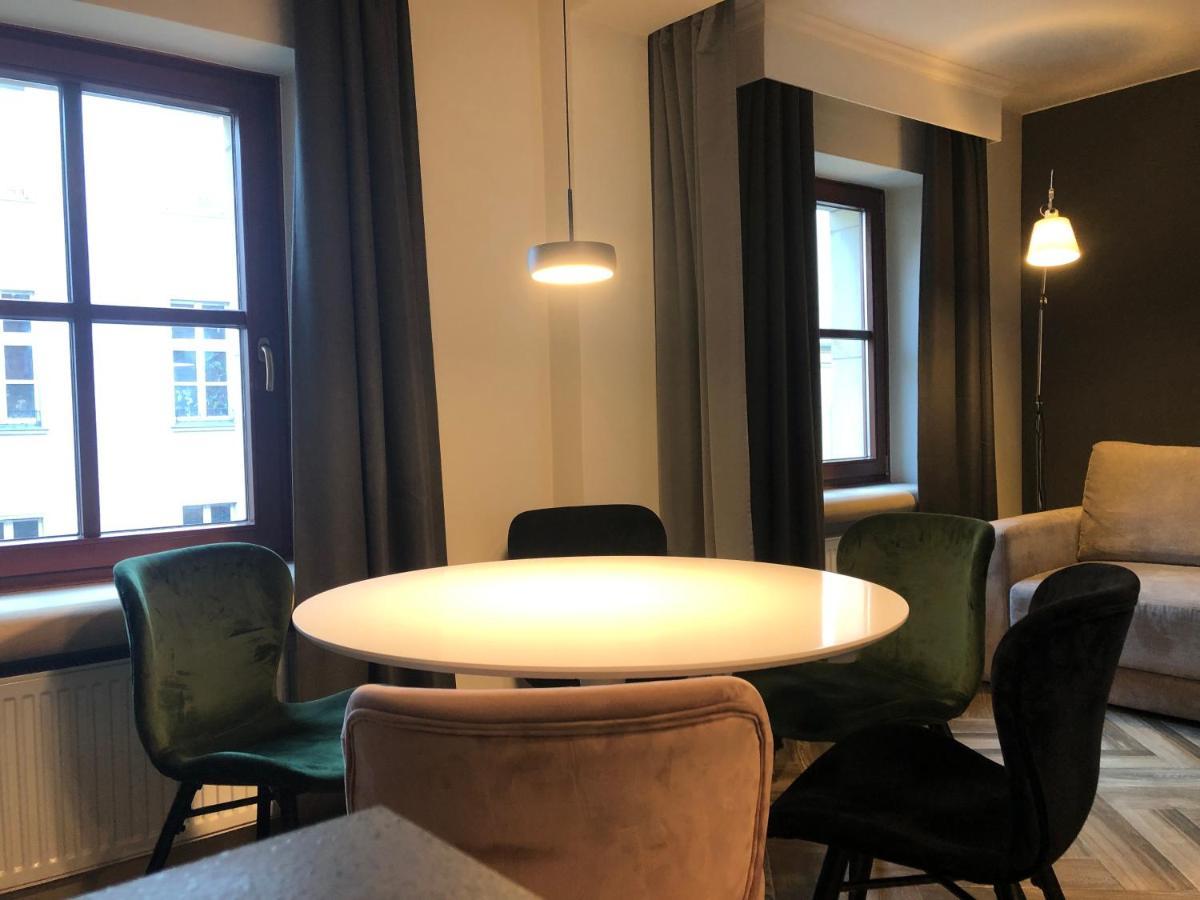 Arte-Locum Apartamenty Przy Rynku Вроцлав Екстериор снимка