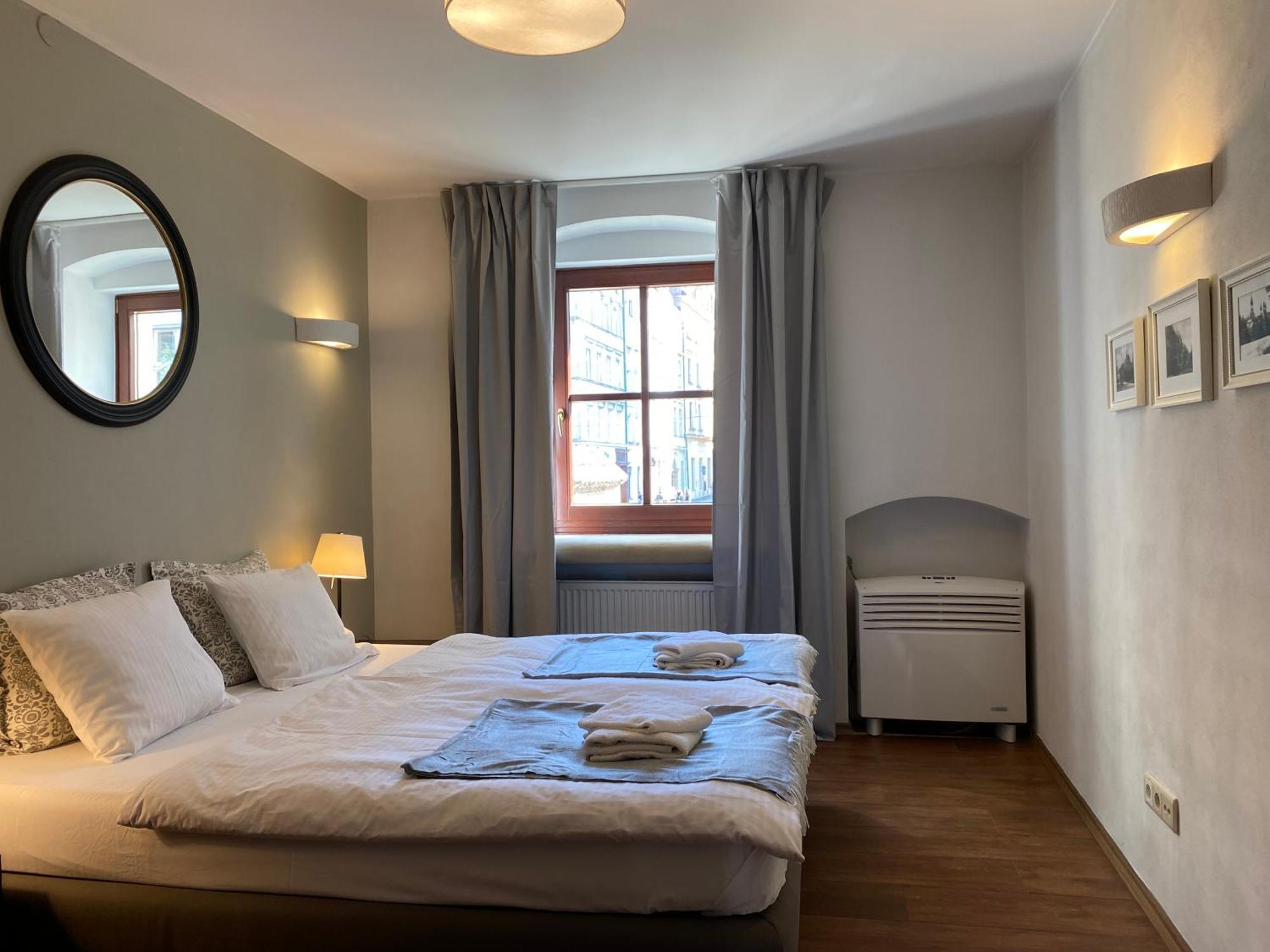 Arte-Locum Apartamenty Przy Rynku Вроцлав Екстериор снимка